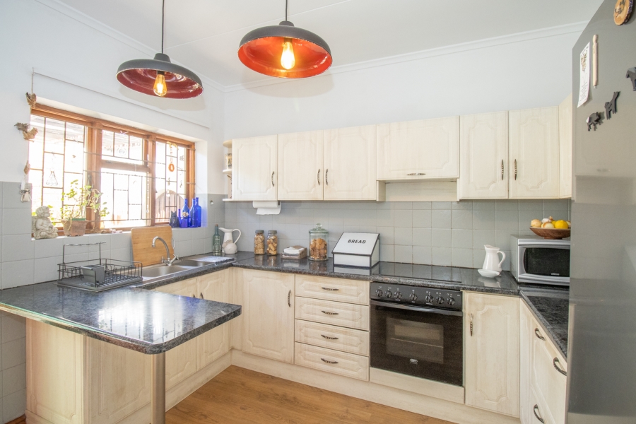 3 Bedroom Property for Sale in Fish Hoek Western Cape